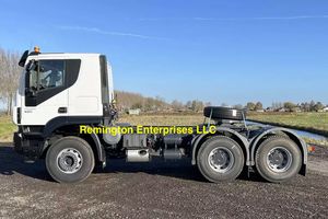 <span class=keywords><strong>Camion</strong></span> Trattore IVECO <span class=keywords><strong>Trakker</strong></span> 420 6x4 Usato 2022, Autocarro Ribaltabile 2023 per Trasporto Pesante, Cabina Bianca, Diesel - Product Image 4