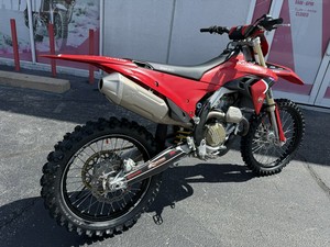 Venta Directa de Motocicleta de Motocross Ducati DESMO450 MX STANDARD 2026, Velocidad Máxima de 80 km/h, con 3 Años de Garantía - Product Image 2
