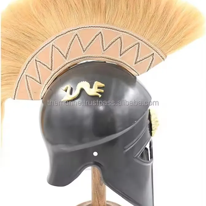 Helm Corinthian prajurit abad pertengahan dengan Plume 18 Gauge Steel dapat dipakai untuk dewasa dengan Stand kayu