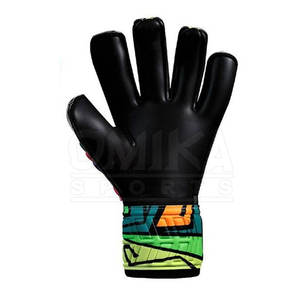 Offre Spéciale Gants de gardien de but conçus sur mesure Nouveau style de matériel en cuir PU pour l'entraînement sportif Protection Respirant Prix bon marché - Product Image 4