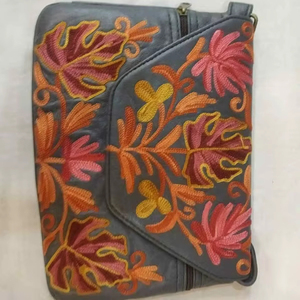 Sac à main brodé pour femme, pochette enveloppe, imitation perle, vintage, papillon, ensemble complet, chaîne à maillons, sac à breloques - Product Image 1