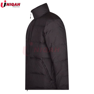 Venta al por mayor personalizado de los hombres de estilo de la calle acolchada chaqueta de invierno con aislamiento exterior con brillante capucha extraíble - Product Image 3