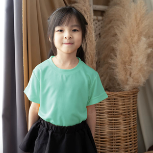 Ultifresh เสื้อยืดคอกลมแขนสั้นสำหรับเด็กใส่ได้ทั้งชายและหญิงเสื้อยืดลำลองผ้าโพลีเอสเตอร์แห้งเร็วระบายอากาศได้ดีเป็นมิตรกับสิ่งแวดล้อมพิมพ์ลายโลโก้ - Product Image 2