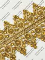Dentelle marocaine dorée avec broderies, perles et paillettes, soluble dans l'eau, couleur personnalisée pour les bordures de vêtements - Offres en gros