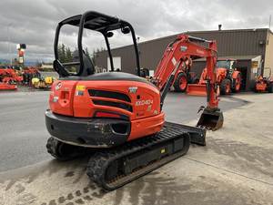 รถขุดขนาดเล็ก Kubota KX040-4 ปี 2021: กำลังขับเคลื่อนทรงพลังเพื่อความแม่นยำและความผลิต - Product Image 5