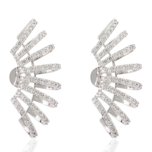 Boucles d'oreilles à clous en forme de griffe multi-couches au design tendance, plaquées or, avec diamants Moissanite, pour femmes et filles, vente en gros de bijoux - Product Image 1