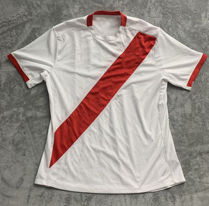 Uniforme de rugby sur mesure tissu respirant et extensible à séchage rapide coutures renforcées pour un maximum de confort et de durabilité Jeux de football - Product Image 1