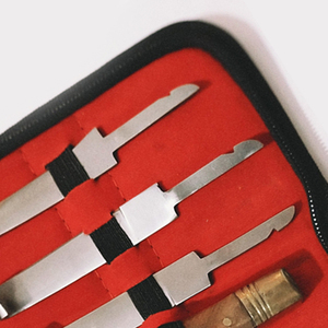 Les fabricants professionnels ont fabriqué des kits d'instruments vétérinaires en acier inoxydable Kit de couteau à sabot d'instruments vétérinaires de haute qualité - Product Image 6