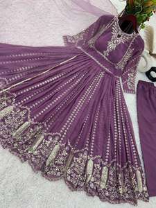 ชุดเดรสปักเลื่อมผ้าจอร์เจียสำหรับผู้หญิงชุดงานปักลวดลายสวยงาม - Product Image 4