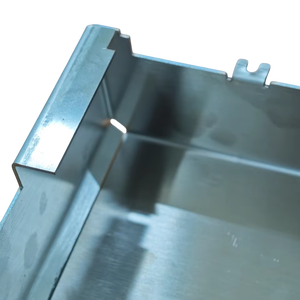 Support de boîtier de fabrication de tôle personnalisé avec crochet et face fendue pour l'intégration d'équipement - Product Image 5