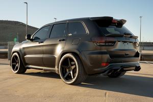 Neat 2020 J-eep Grand Cherokee Trackhawk - Product Image 5