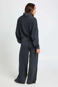 ชุดวอร์มลำลองสำหรับผู้หญิง ฤดูหนาว รับสกรีนโลโก้ ระบายอากาศดี แฟชั่น ลายพิมพ์ ชุดเซ็ต ผ้าฝ้าย 100% - Product Image 3