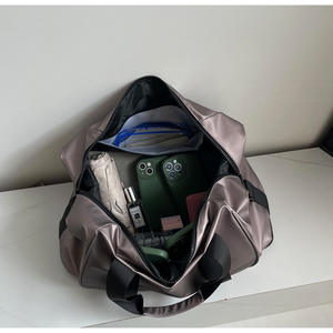 Sac de voyage en polyester léger unisexe - Product Image 3