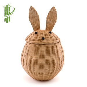 Incubateur thermique multifonction portable avec couvercle d'oreille de lapin Artisanat en bambou Artisanat Style d'amour Souvenir fabriqué à partir de rotin - Product Image 1