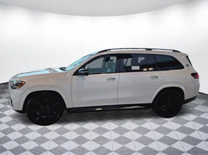 SUV de Lujo 2025 600 Premium con Transmisión Automática, Motor de Gasolina V-8 de 4L, Tracción en las Cuatro Ruedas, Autonomía de 601-700 km, Batería de 90-110 kWh, EE. UU. - Product Image 4