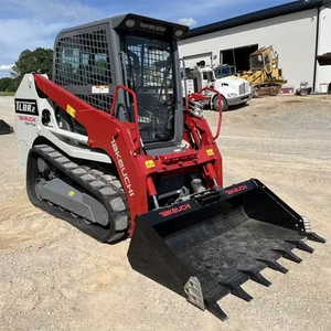 TAKEUCHI TL8R2 Chargeuse compacte sur chenilles Engins de terrassement en bon état - Product Image 4