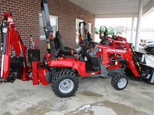 Venta a bajo precio Massey Ferguson GC1725M Equipo agrícola Tractor de jardín compacto hidrostático - Product Image 3
