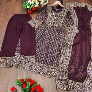 Kurti Anarkali para Niñas de Rayón Puro con Estampado Metálico, Ropa Casual para India y Pakistán por Fabzone - Product Image 6