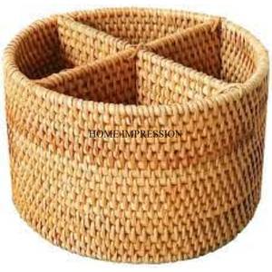 Panier de forme ronde en rotin de qualité supérieure avec 4 compartiments pour le stockage de fruits secs et d'autres articles à prix compétitif - Product Image 1