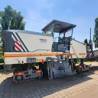 Fraiseuse à froid Wirtgen d'occasion, largeur 2m, modèle W205P, 503 kW, équipement de réparation de chaussées en asphalte, profondeur de coupe 330mm, sur chenilles