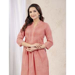 Kurti droit imprimé pêche avec motifs Butti et autres accessoires ethniques - Product Image 1