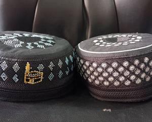 Gorro de oración musulmana de piedra y bordado de alta calidad recién llegado para hombres de Bangladesh - Product Image 1