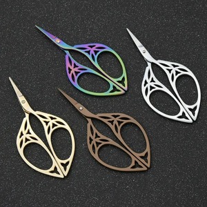 1 paire de ciseaux rétro en acier inoxydable de 4,2 pouces pour la couture et la broderie - Product Image 3