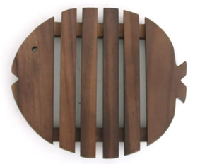 Posavasos de madera con diseño de pez hecho a mano para protección de mesa hecho de madera ecológica de Vietnam - Product Image 4