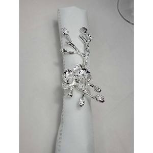 Anneau de serviette en acrylique en forme de papillon, vente en gros, acier inoxydable, élégant, rond, pour fête, hôtel, haute qualité - Product Image 4