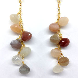 Argent sterling brillant plaqué or 925 blanc arc-en-ciel pierre de lune classique femmes porter des boucles d'oreilles cluster - Product Image 4