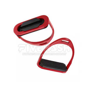 Estribos Premium para Caballos con Superficie Lisa y Acabado Pulido para Uso Diario en Establos y al Aire Libre - Product Image 3