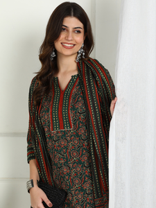 Kurta Recta de Algodón con Estampado Floral para Mujer, con Pantalón Elástico en la Parte Inferior y Dupatta, Largo hasta la Pantorrilla, Cuello Redondo, Manga Tres Cuartos, Verde - Product Image 3