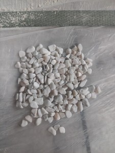 Cream <b>White</b> Natural Stone Pebble Cobble Egg Stone in Round Shape Vietnam Supplier for Exterior Application - Product Image 6