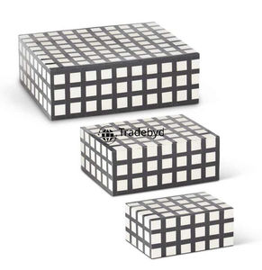 Boîte décorative de luxe en incrustation de résine Organisateur fait main pour bijoux Souvenirs et cadeaux par Tradebyd - Product Image 1