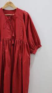 Robe mi-longue rouge unie de haute qualité avec col profond et fermeture à ficelle Mini robe longue avec doublure buste - Product Image 3