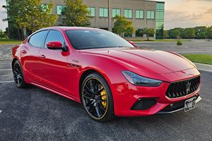 Maserati Ghibli F Tributo Q4 USADO de 2022 - Product Image 2