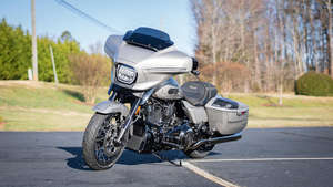 Motocicleta Todoterreno Harley-Davidson FLHXSE CVOS Street-Glides Touring 2023 - Product Image 4