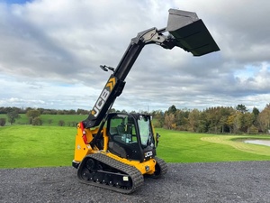 Nouvelle chargeuse compacte télescopique sur chenilles JCB 3TS-8T, machine de construction diesel avec godet frontal - Product Image 4