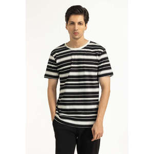 T-shirt Homme Coupe Droite Uni Oversize en Tissu Tricoté Léger Décontracté à Manches Courtes OEM ODM Marque Privée Vente en Gros - Product Image 1