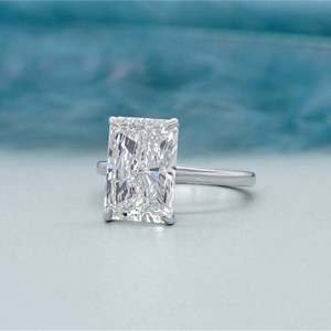Anillo de Compromiso Solitario con Diamante Cultivado en Laboratorio, Corte Radiante, Certificado por IGI, con Halo Oculto, Nueva Categoría de Productos: Anillos de Diamantes - Product Image 3