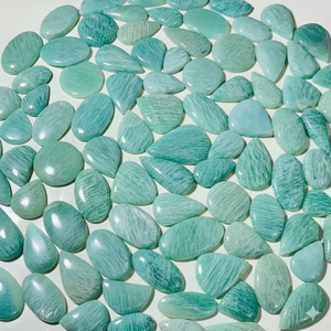 Pierre précieuse amazonite naturelle de qualité supérieure, pierre de guérison, vente en gros, lot en vrac, cabochon poli à la main pour la fabrication de bijoux en fil - Product Image 1