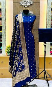 กำหนดเองทำจากผ้าไหม choli Magenta banarasi unstitched สูทกับ zari ทอ dupatta ทองในสีชมพูเหมาะสำหรับการให้เป็นของขวัญ - Product Image 6