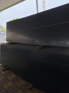 พื้นหินแกรนิตสีดำขัดเงาคุณภาพพรีเมียม แผ่นใหญ่ สำหรับตกแต่งภายใน/ภายนอก ใช้ในห้องครัวสไตล์โมเดิร์น รับประกัน 5 ปี มีทุกขนาด - Product Image 3