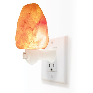 Lampe murale élégante en cristal de roche faite à la main pour une lueur chaude relaxante - Product Image 6