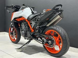 Motocicleta 890 DUKE R 2022 - Product Image 2