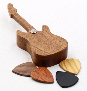 Boîte en <span class=keywords><strong>bois</strong></span> en forme <span class=keywords><strong>de</strong></span> <span class=keywords><strong>guitare</strong></span>, boîte <span class=keywords><strong>de</strong></span> rangement pour médiators <span class=keywords><strong>de</strong></span> <span class=keywords><strong>guitare</strong></span> pour 4 médiators, étui à médiators en <span class=keywords><strong>bois</strong></span> exotique pour guitaristes - Product Image 2
