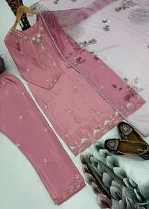 Conjunto de Kurta para Mujer, Diseño de Diseñador, Crepé Natural Pesado con Bordado de Lentejuelas, Corte Regular, Dupatta Elegante Reversible, Casual para Todas las Temporadas - Product Image 6