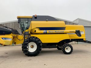 เครื่องเก็บเกี่ยวข้าวโพด HOLLAND TC5070 มือสอง สภาพดี สำหรับข้าว ข้าวสาลี มันฝรั่ง เครื่องจักรกลการเกษตร ขาย - Product Image 2