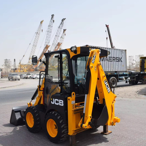 รถตักล้อยาง JCB 1CX มือสอง ราคาโรงงาน น้ำหนัก 3300 กก. ปั๊ม HYDAC แบริ่งคุณภาพสูง ขับเคลื่อน 4 ล้อ รุ่นปี 2023 พร้อมเกียร์ - Product Image 1
