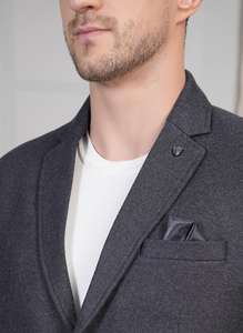 Blazer de Traje Gris Piedra Pavo Real para Hombre de la Mejor Calidad, Blazer Entallado de Alta Calidad para Reuniones Corporativas Disponible a Precio de Exportación - Product Image 3